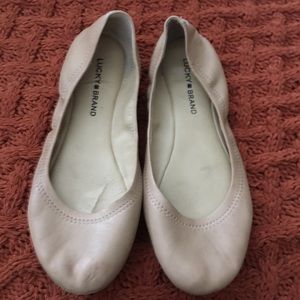 Lucky Brand Tan Leather Ballet Flats
Size: 9